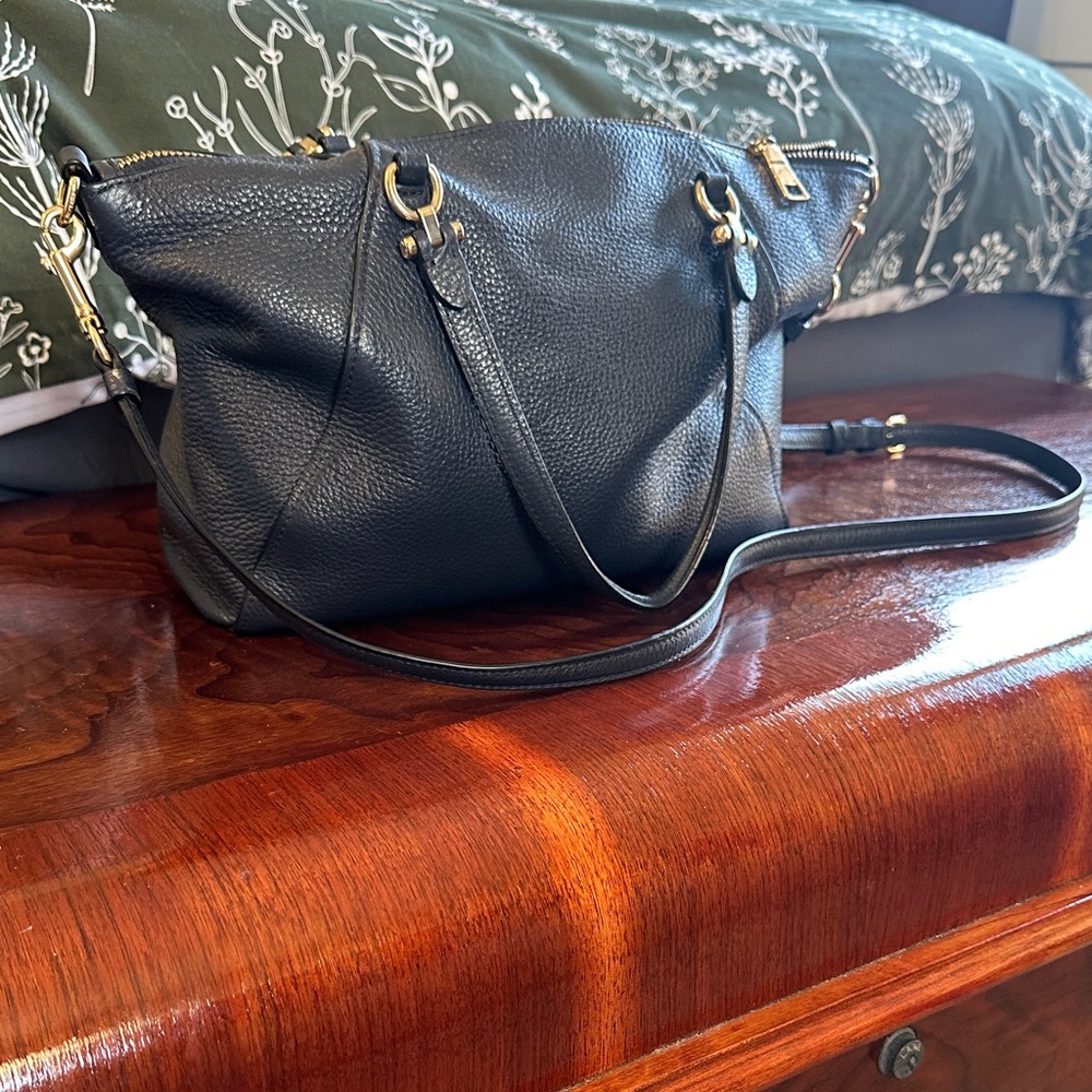 Coach Navy Leather Crossbody Bag with Gold Accents - Picture 2 of 6